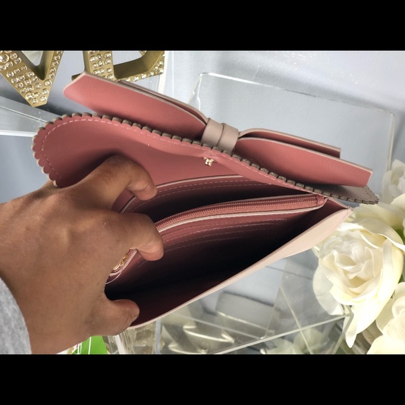 Kate Spade Mollie Vanderbilt Bow Wristlet Wallet - Picture 6 of 8